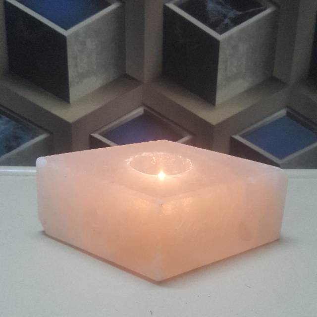 himalayan hexagon candle holder with light